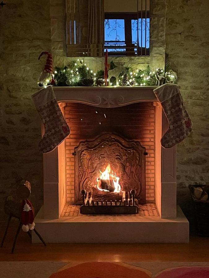 Uniquely Private Holiday Villa In The Charente Puyreaux Екстер'єр фото