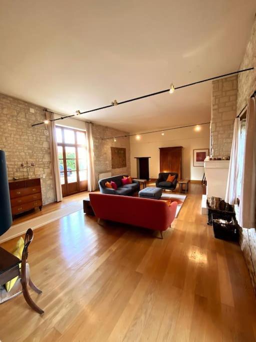 Uniquely Private Holiday Villa In The Charente Puyreaux Екстер'єр фото