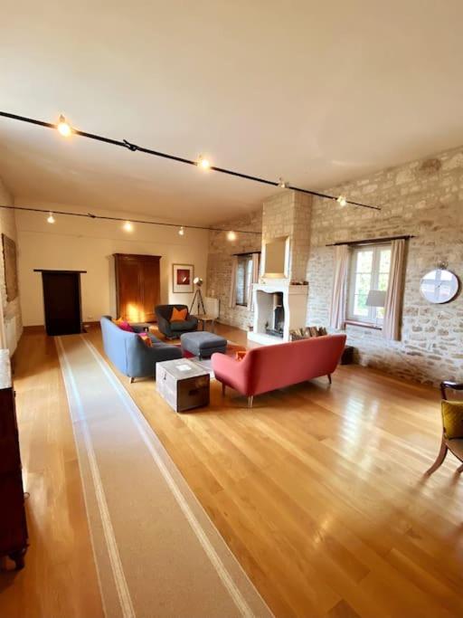 Uniquely Private Holiday Villa In The Charente Puyreaux Екстер'єр фото