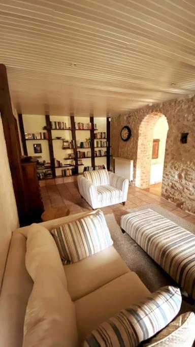 Uniquely Private Holiday Villa In The Charente Puyreaux Екстер'єр фото