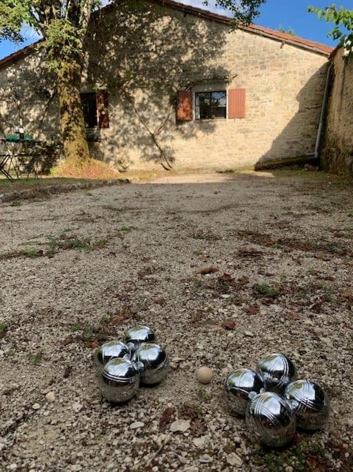 Uniquely Private Holiday Villa In The Charente Puyreaux Екстер'єр фото